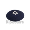 כיפה סרוגה בעבודת יד בצבע כחול עם רקמת מגן דוד בצבע כסף
